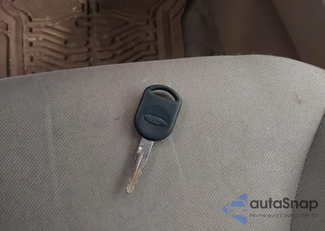 2007 Ford Escape Xls/Xls Manual from USA, damaged, VIN 1FMYU02ZX7KA30670